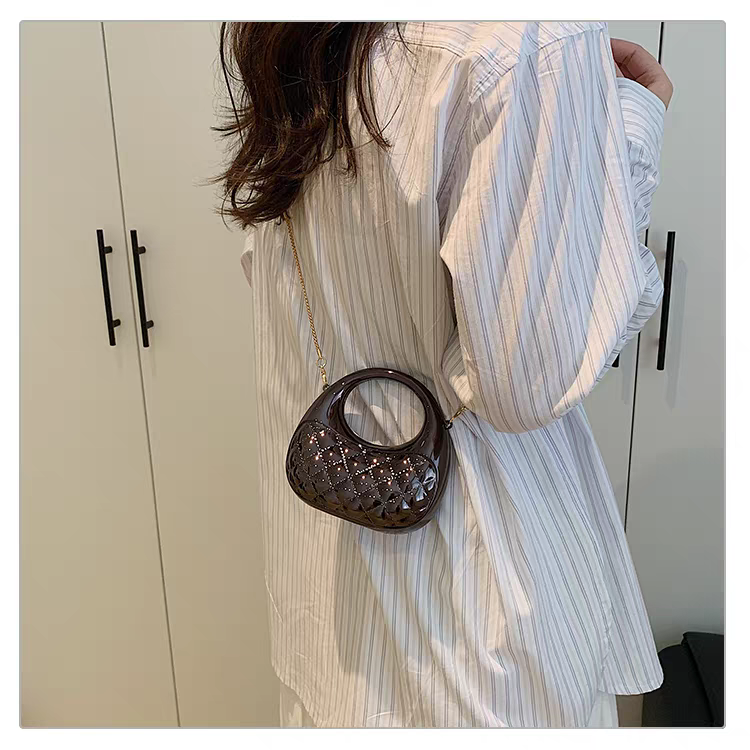 💖 Fashion Acrylic Women's Mini Clutch Bags | 13 × 12 cm Size