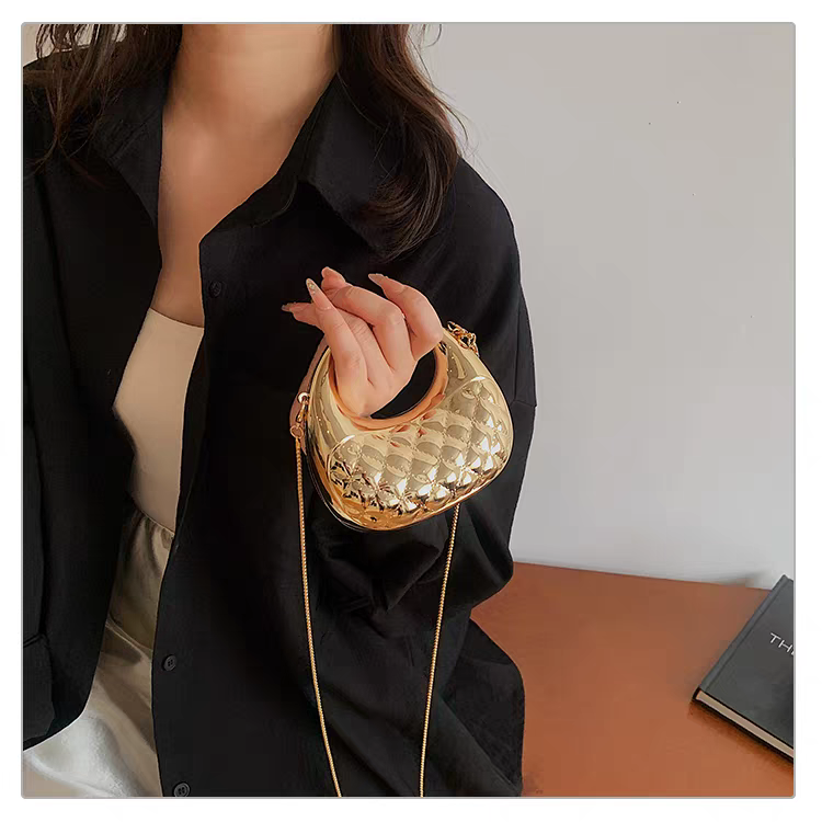 💖 Fashion Acrylic Women's Mini Clutch Bags | 13 × 12 cm Size