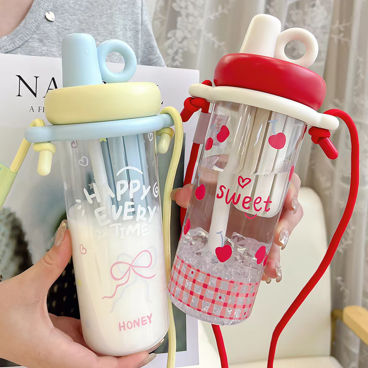 Cute Crystal Glow BPA-Free Water Bottle – 800ml with Long Strap