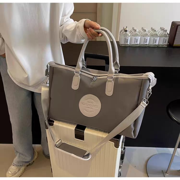 New Parachute Large Traveling Tote Handbags Size 20 × 13 inch