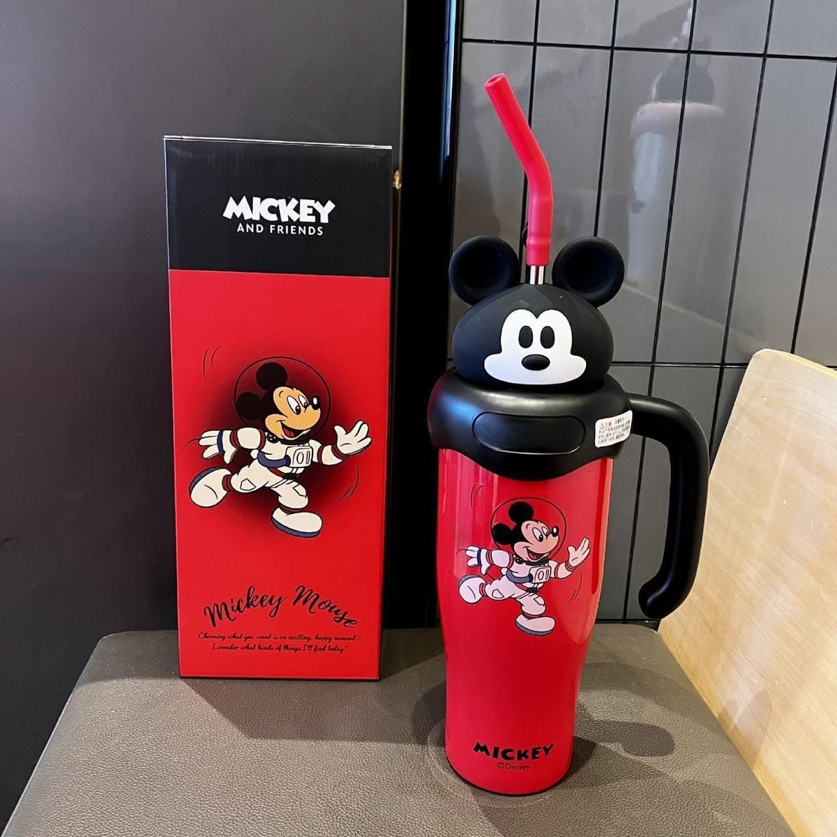 Stylish Kids Stainless Steel Tumblers | 890 ml | Hot & Cold