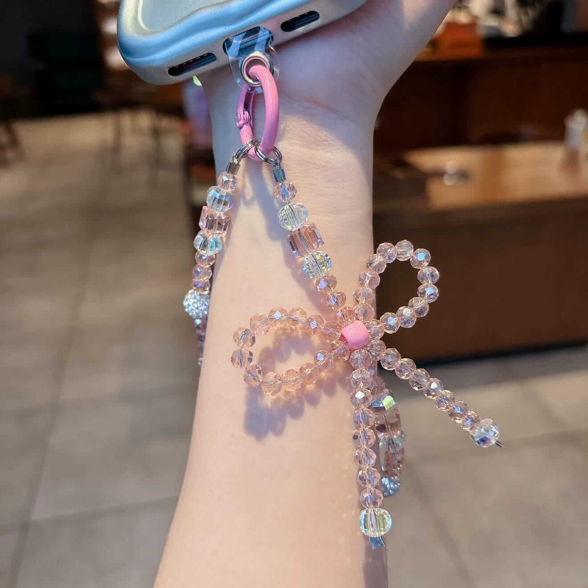 Luxury Crystal Beaded Mobile Cellphome Charm Strap – Elegant Bow Design