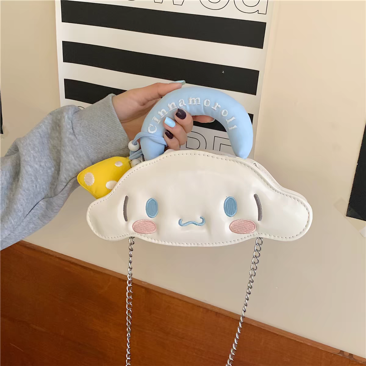 Original Sanrio® Cinnamoroll Cute Crossbody Handbag 🦋